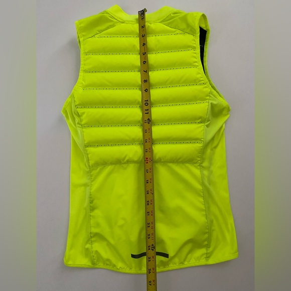 Nike Men’s Vest Aeroloft 800 Volt Training Running Vest Size Small - Picture 9 of 13